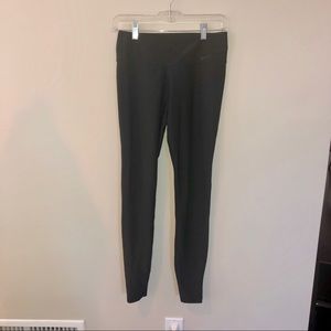 Nike Dri-FIT Women’s Leggings (S)